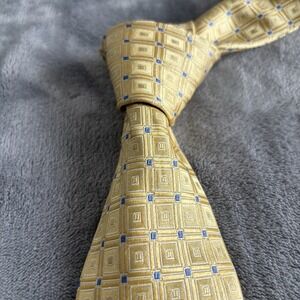 Donald Trump‎ Yellow Geometric Silk Necktie Men's Fashion Dress Neck Tie